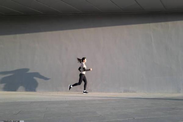 女生最适合练习的体育项目是什么 女生最适合练习的体育项目是什么(图1)